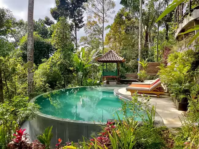 Infinity Pool